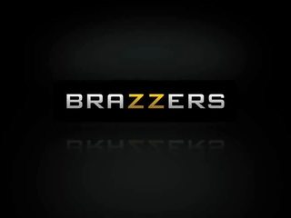 Brazzers - שנתי העשרה של כמו זה גדול - שלוש knocks אם היא קאמינג סצנה בכיכובם ג'אדה סטיבנס ו - danny mountain